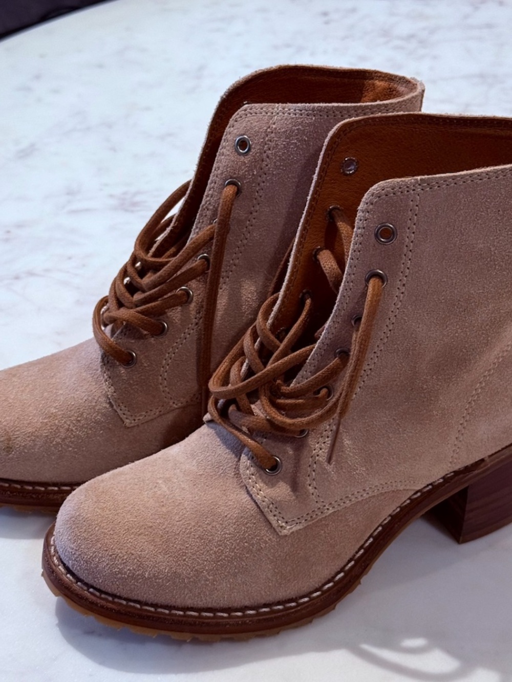 Frye Sabrina Blush Pink Suede Combat Boots Size 7 Made in the USA